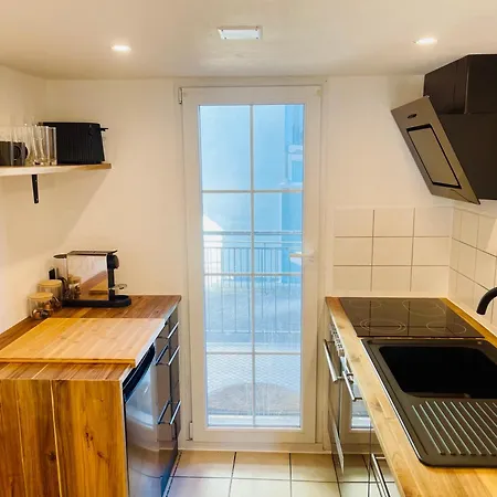 -theurbanist- Cozy Free Parking Fast Wifi *