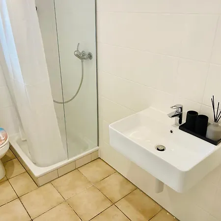 Apartment -theurbanist- Cozy Free Parking Fast Wifi *