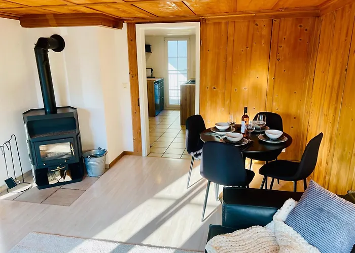 -theurbanist- Cozy Free Parking Fast Wifi Lejlighed *